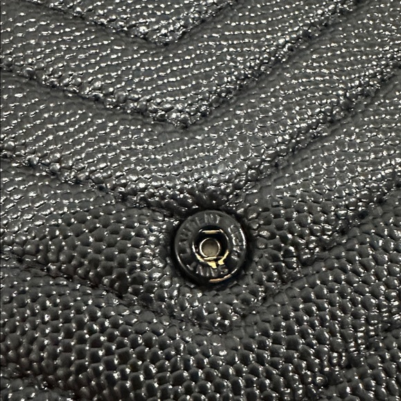 Yves Saint Laurent Black Shoulder Bag - Picture 12 of 13